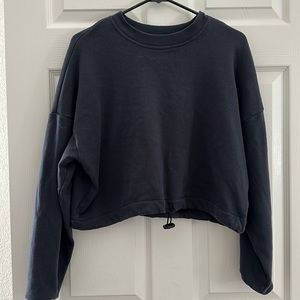 Cobble Lane navy blue cropped sweater